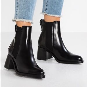 AllSaints Liza Bootie